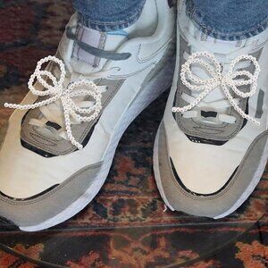 Pearl Bow Shoe Charms